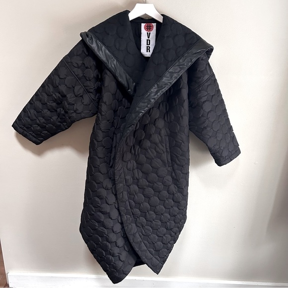 #VDR Via Delle Rose ~ Quilted Black Oversized Open Front Cocoon Coat in OS - Picture 2 of 16